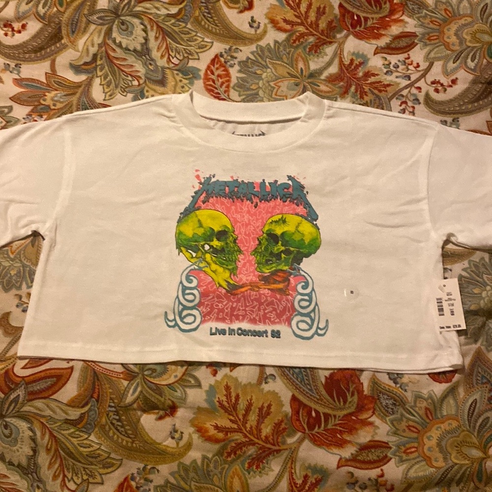 Really cool XS crop top